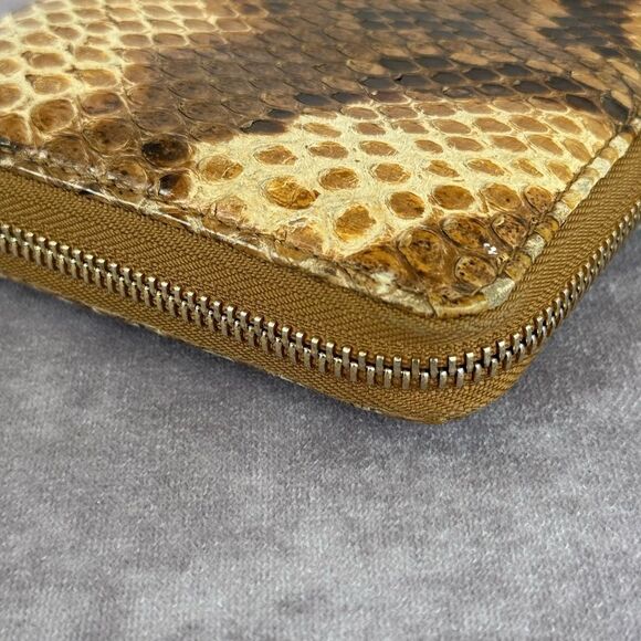 Gucci Python Embossed Tassel Zippy Wallet - Picture 8 of 16